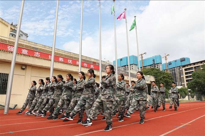 南通海安延遲啟動高一新生軍事體能訓練工作