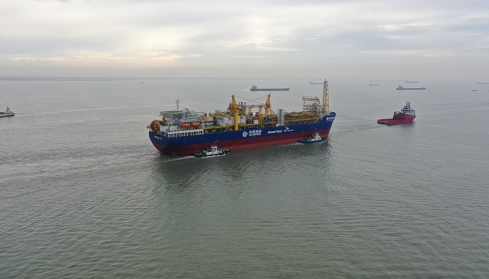 全国首艘海陆一体化智能浮式生产储卸油装置在南通交付