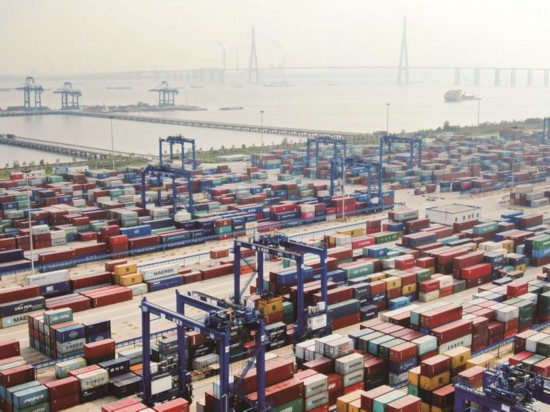 1-4月南通港集装箱吞吐量同比增长 17.2%